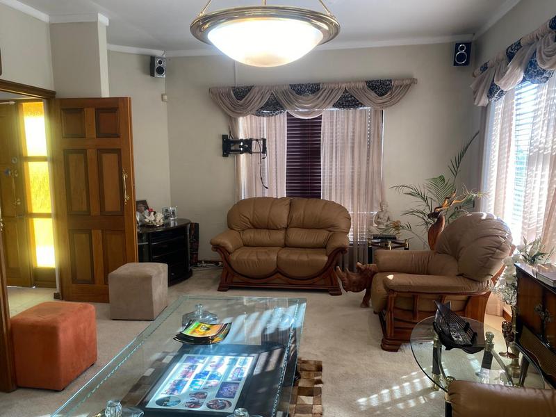5 Bedroom Property for Sale in Balmoral Eastern Cape